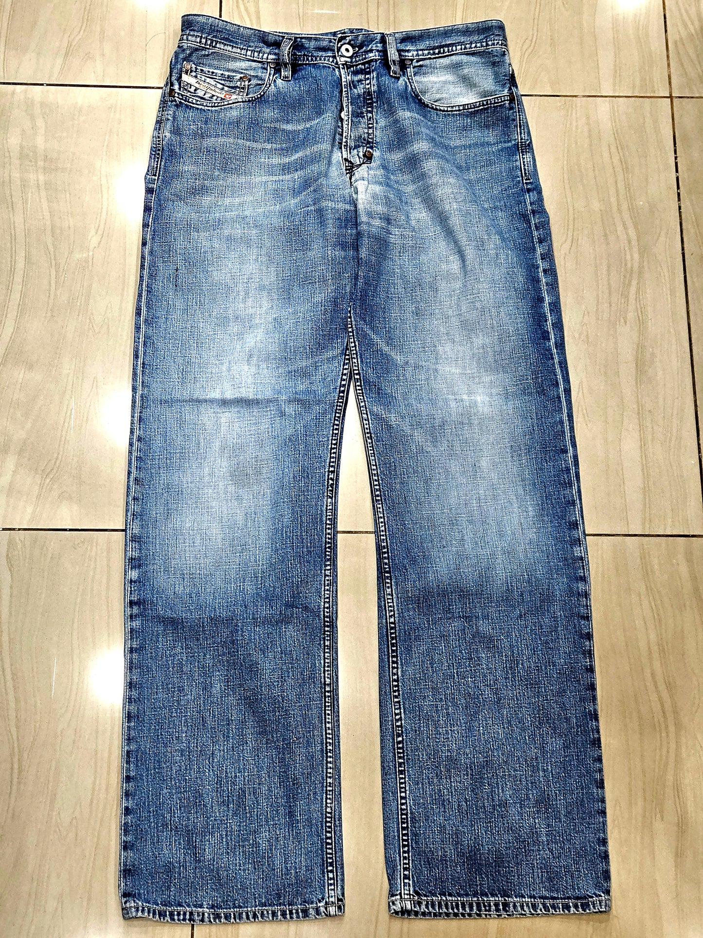 DIESEL relaxed fit jeans(MENS)