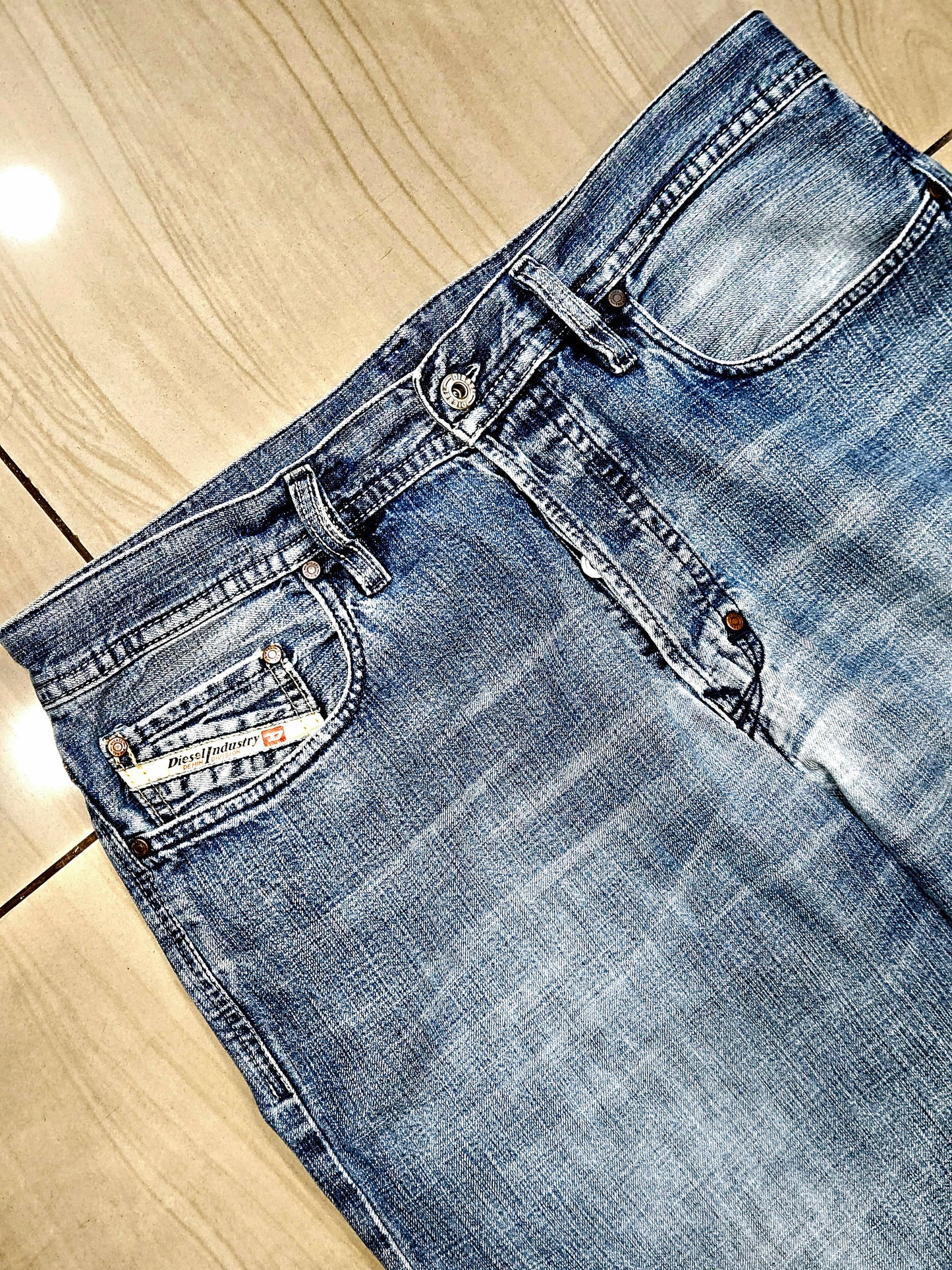 DIESEL relaxed fit jeans(MENS)